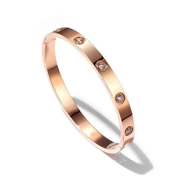 DESIGNER-INSPIRED LOVE BRACELET - Picture 8 of 9